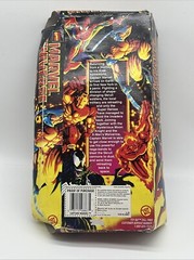 1997 Marvel Universe Toy Biz Captain Marvel 10″ Action Figure w/Box