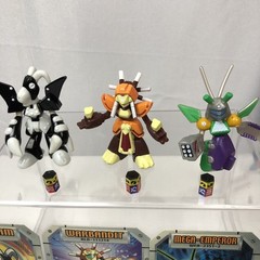 Medabots Action Figure Lot 7 Hasbro Takara Tomy 2.5” Mini Figures, Cards, Poster