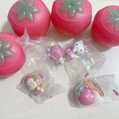 Japan BANDAI Sanrio Strawberry Toy Display Figure P5 Gashapon Capsule Figure New
