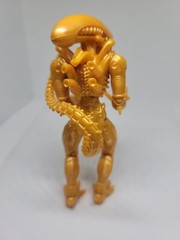 Alien Warrior ‘ Yellow ‘ Xenorph 2019 Century Fox Collection Action Figure