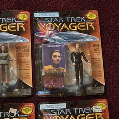 1995 Playmates Complete Set 15 Star Trek VOYAGER Action Figures MOC