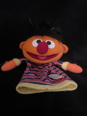 Vintage Sesame Street Ernie Plush Hand Puppet Doll Toy by Applause