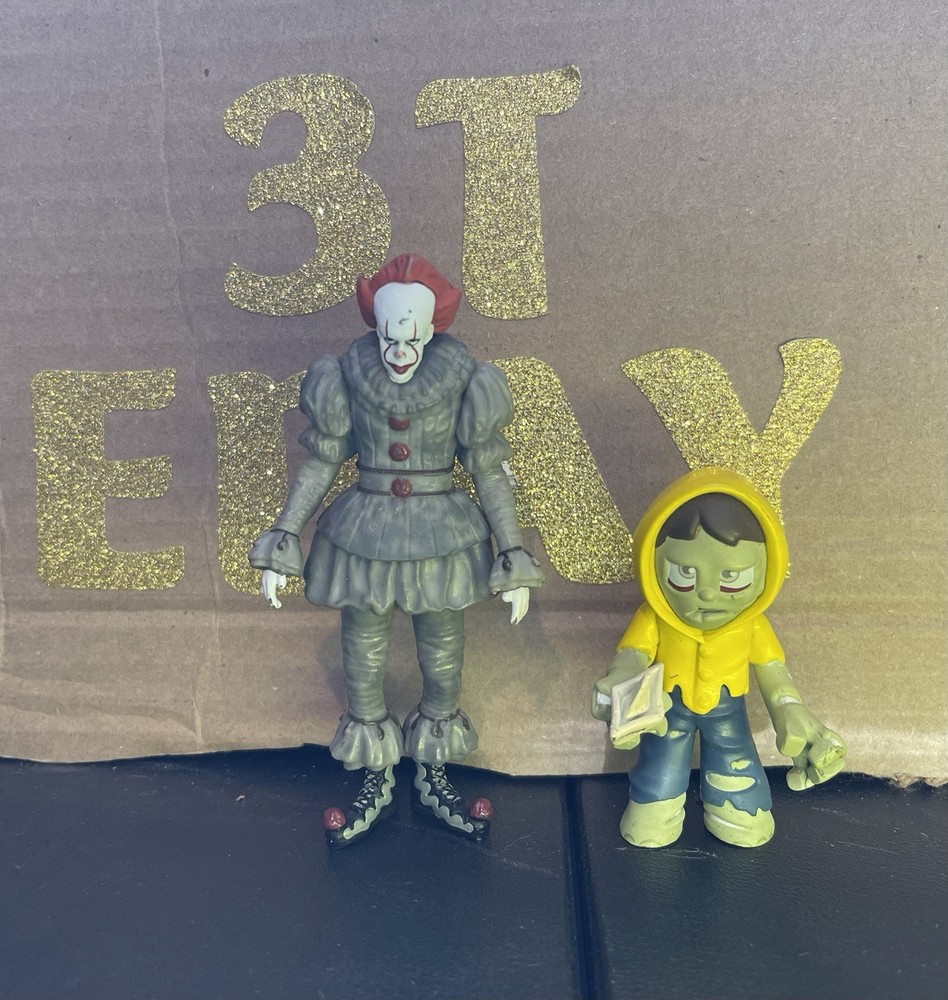 IT Stephen King Figure Lot Georgie Zombie Funko Mystery Mini & Pennywise Clown!