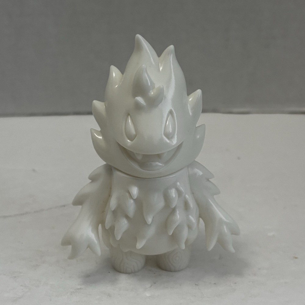 Super7 Honoo Monster Family Japanese Vinyl Figure White Sofubi