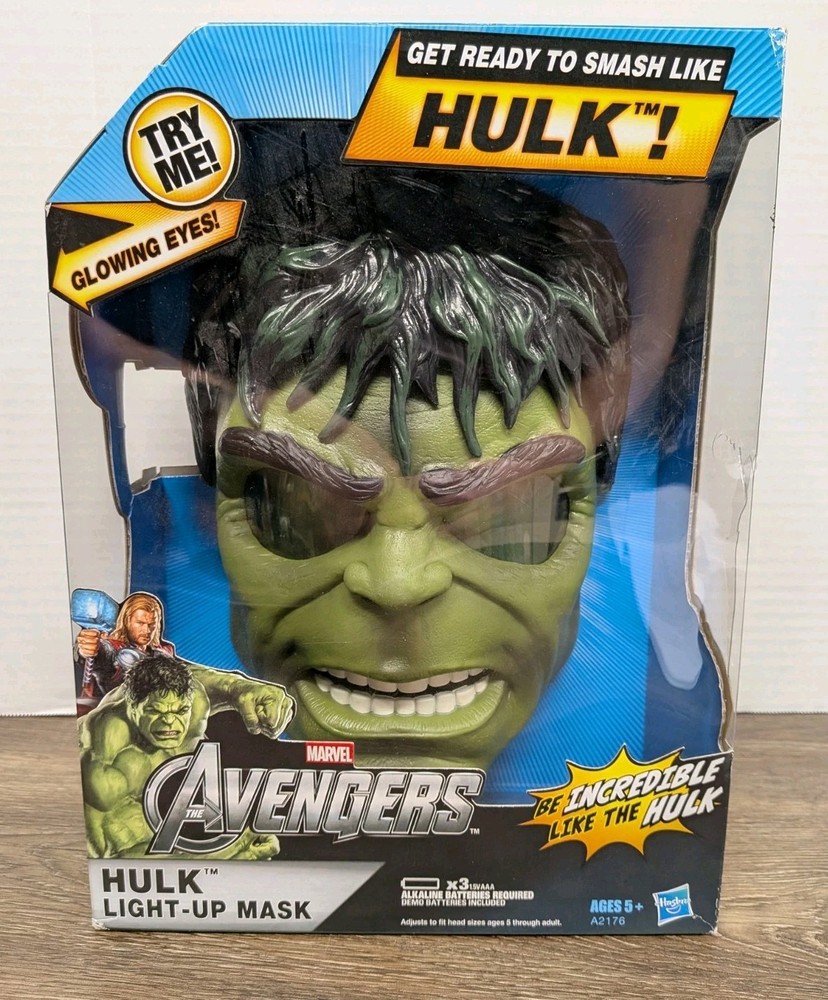 Hasbro Marvel Avengers Hulk Light Up Mask Green Glowing Eyes Toy 2012 – NEW