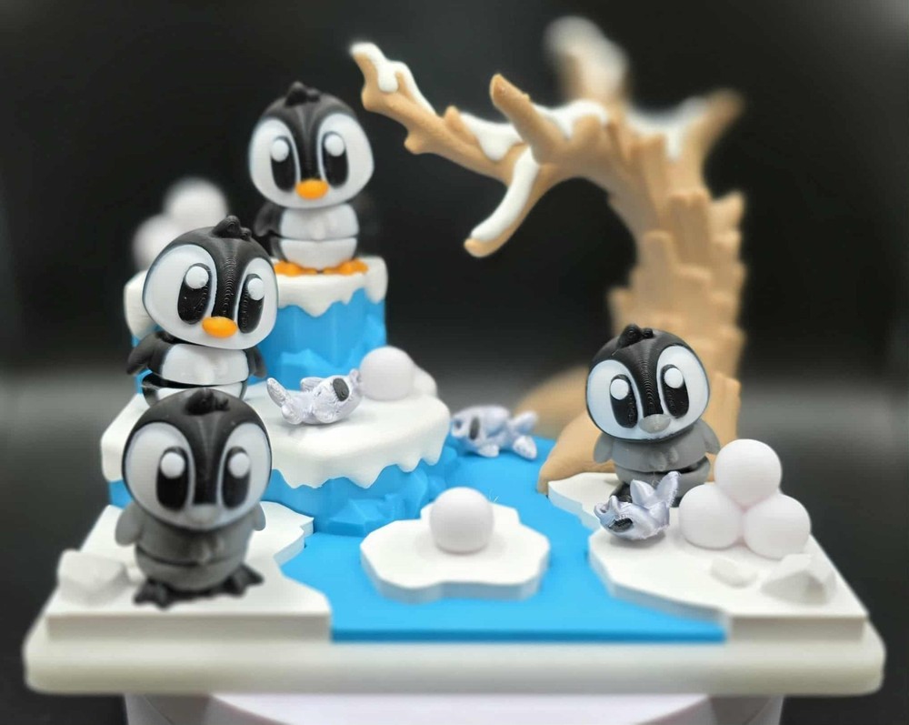 Flexi penguin & Winter Playset Design Showcase Set – 3D Printed, 7 piece set