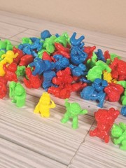 100 Garbage Pail Kids Topps Micro Figures Lot Minikins Yellow Green Red Blue