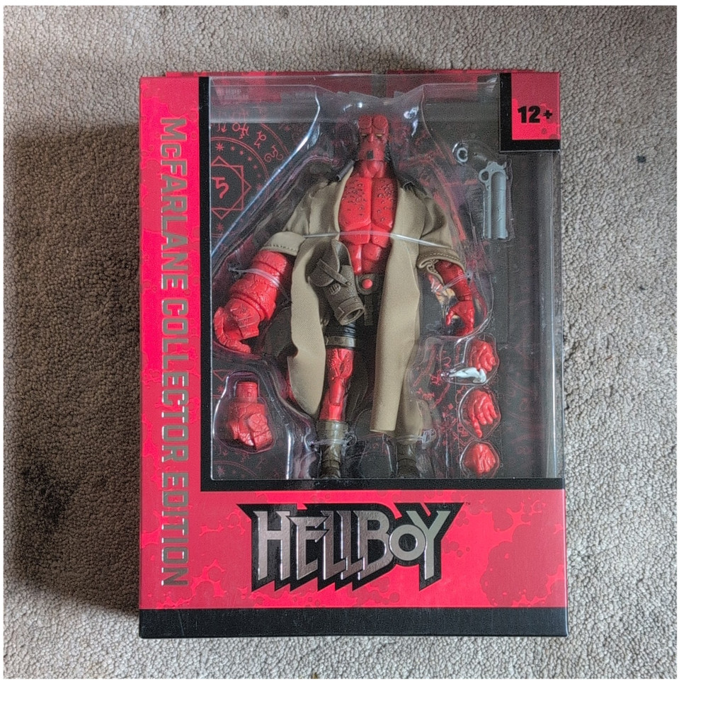 McFarlane Toy’s Hellboy Action Figure Collector’s Edition Gun Hands