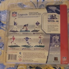 McFarlane Toys NFL Legends Lawrence Taylor New York Giants #56 Figure Stand 2005