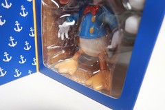 Donald Duck Hybrid Metal Figuration #006 Herocross Action Figure Disney NIB