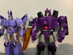 Transformers Kingdom Galvatron w/ SS86 Arm Canon Accessory & Kingdom Cyclonus