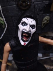 NECA CUSTOM DIORAMA Damien Leone’s Ultimate Art the Clown ” TERRIFIER ” RARE**