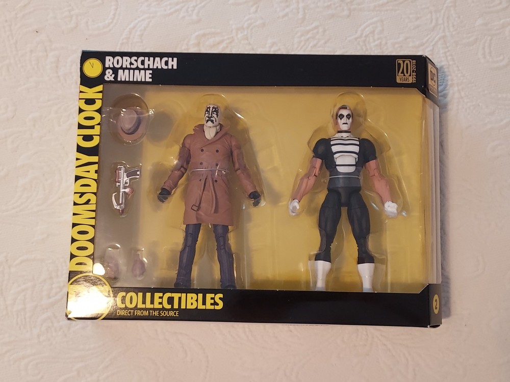 DC Collectibles Doomsday Clock Rorschach & Mime Figures