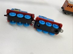 Thomas & Friends Die Cast & Plastic & Wood Magnetic Trains & Cars Lot Of 22