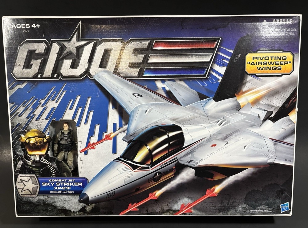 2011 GI JOE 30 YEARS COMBAT JET SKY STRIKER XP-21F WITH CAPT. ACE 3 3/4” FIGURE