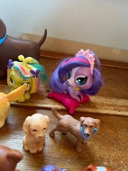 Mixed Lot of Cute Plastic Rubber TV Movie & Not Puppy Dog Figures Animals –
