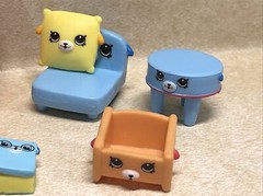 Shopkins Happy Places Puppy Parlor Decorator’s Pack Miniature Decor Home Used