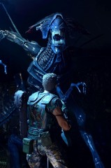 NECA Aliens: Xenomorph Alien Queen Deluxe Action Figure (15 Inches Tall!)