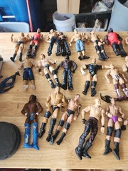 Huge Lot Of Used Wrestlers Mix Years! 32 Wrestlers Many Different Years