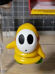 5-PK SHY GUY 2.5″ Super Mario World of Nintendo Black Blue Green Red Yellow