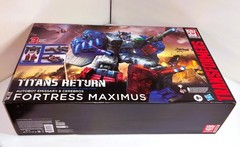 Transformers Titans Return Fortress Maximus NEW SEALED