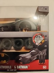 Build N’collect 1989 Batmobile & Batman Figure 1/24 Diecast Model Kit