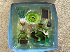 Palisades Muppets Rainbow Connection Kermit Collectible Prototype Figurine NEW