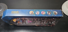 League of Legends NIB Dual Cities LIMITED 1st EDITION Champion Collection SEALED