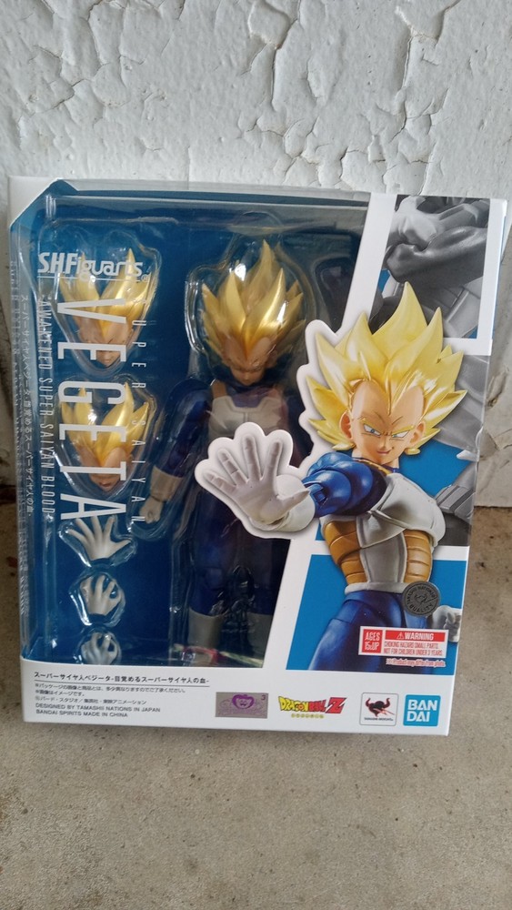 Bandai Dragon Ball Z Super Saiyan Vegeta 5.3 in Action Figure – BAS64186