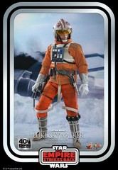 New Hot Toys MMS585 Star Wars 1/6 Luke Skywalker (Snowspeeder Pilot) in stock