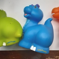 VTG Lot Of 10 Fisher Price Little People Dinosaur Figures Brachiosaurus T-Rex