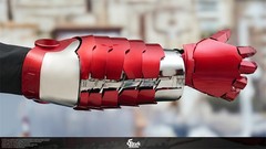 Iron Man MK5 Gauntlet Wearable Right Glove 1/1 Arm Voice/remote control Cosplay