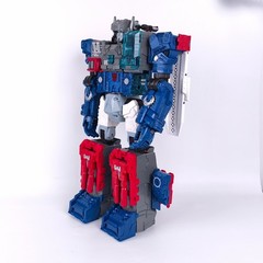 Transformers Fortress Maximus Titans Return Titan Class Complete – READ
