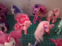 Hasbro My Little Pony Lot Made In China Various Sizes And Years (21 Ponies)