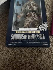 Soldiers of the World Desert Storm Recon Scout 12in Figure w/ Gun & Stand