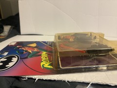 Kenner Batman Returns Robin Carded Action Figure w/ Launching Grappling Hook