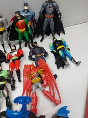 Huge Lot of 26 DC Comics BATMAN Kenner Figures 5” Robin I20 As Shown