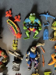 Vintage Teenage Mutant Ninja Turtles Action Figures Lot x11 w/ Accessories TMNT