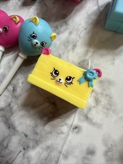 Shopkins Happy Places Decorator’s Pack Party Time Kitty Accessories Lot