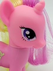 My Little Pony G4 LULU LUCK Brushable Hair Pink Green Horshoes Cutie Mark