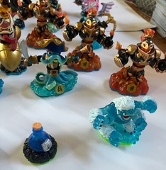 HUGE Lot of 50+ Skylanders Activision Figures