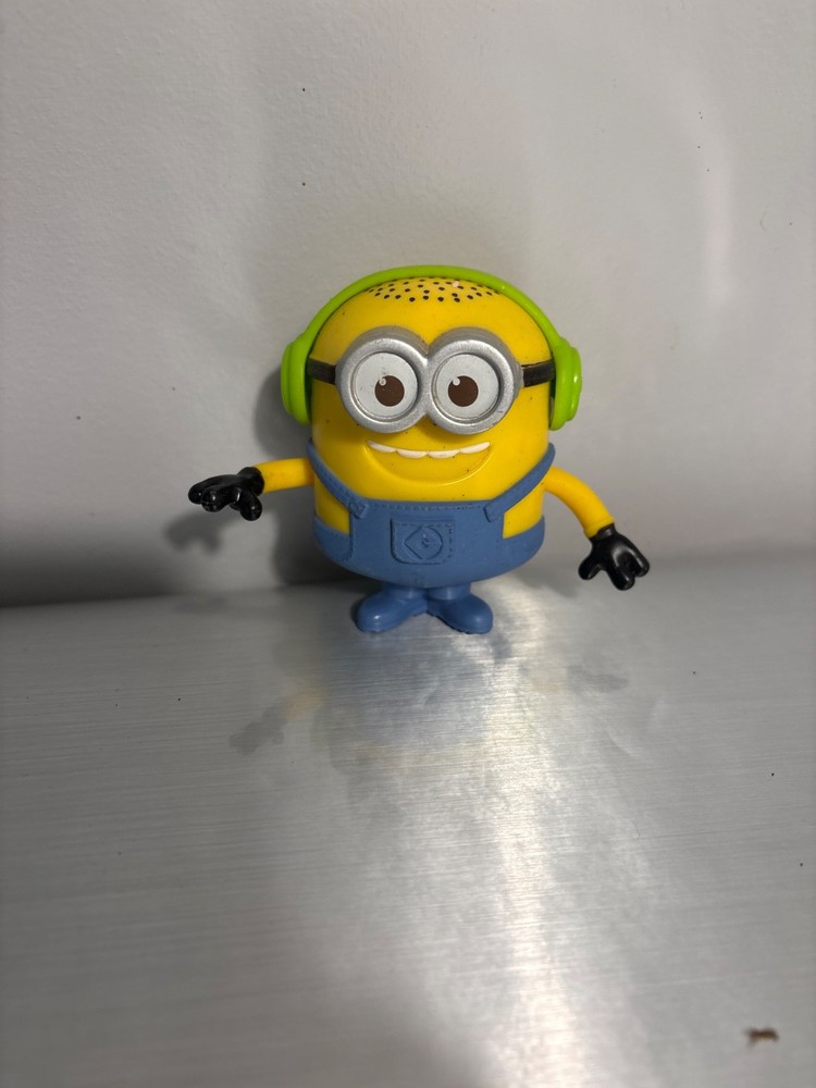 DESPICABLE ME MINION 3” ACTION FIGURE TOY (PRE-OWNED)