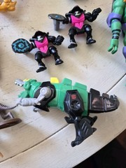 Lot Of Action Figures & Toys From Popular Animes & Cartoons! Vintage! Very Cool!