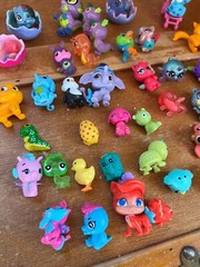 Large Lot of Mini Vinyl Plastic Rubber Sparkly & Not Cutsy Animal Play Figures –