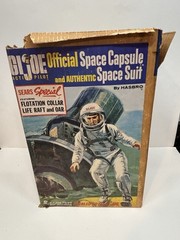 Vintage GI Joe Official Space Capsule & Astronaut Space Suit & Box 1966 Hasbro