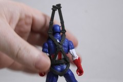 Hasbro 2011 Marvel Captain America Comic Series 02 Parachute Dive 3.75″ Figure