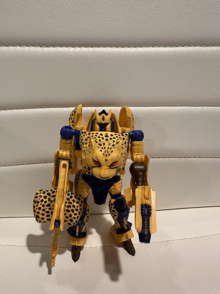 Transformers Cheetor Beast Wars Deluxe Class Red Eyes Complete 1 Broken Weapon