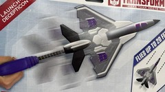 Transformers Launch Action Decepticon Glider Flies Up To 20 Feet Authentic New