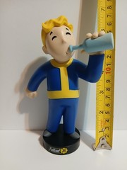 Fallout 76 Vaut Boy Drinking 6.25″ inch vinyl figure statue Culturefly 2019