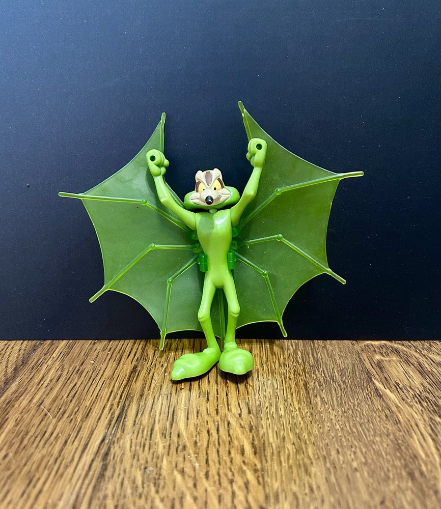 1997 Playmates Wile E. Coyote Green Acme Bat Man Outfit Figure 5 1/2in